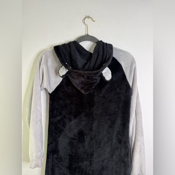 Miss K One Piece Pajamas. Size: 16 years old - Picture 6 of 6